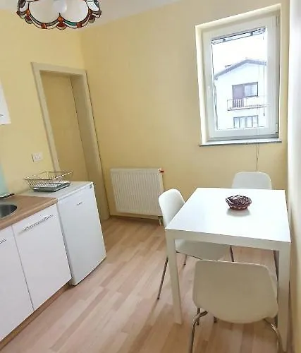 Aparthouse Macek Appartement *